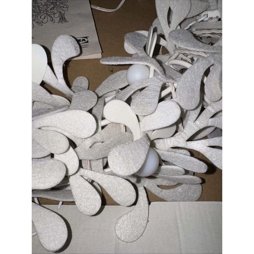 IKEA STRÅLA LED Holiday Decorative Chandelier DISCONTINUED 21x21 “ No Tex Cones